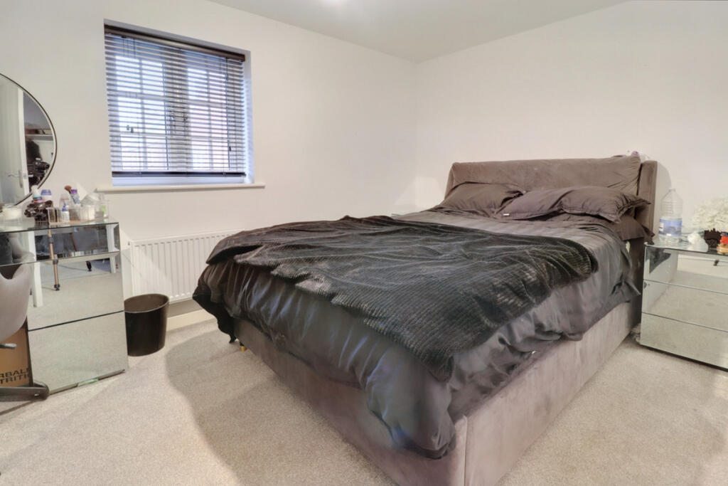 Main image of property: Setters Way, Northampton