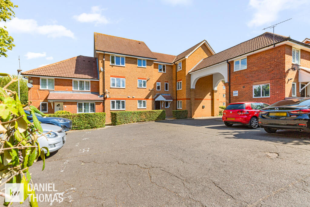 Main image of property: DANIEL THOMAS | Eagle Close, Waltham Abbey, EN9 3NA