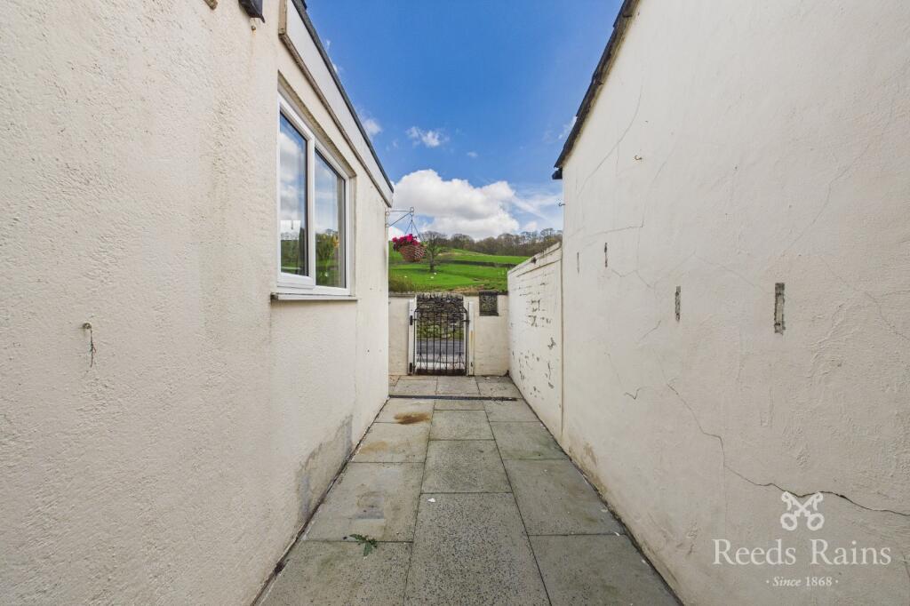 Additional image 16 of Burnley Road, Cliviger, Burnley, Lancashire, BB10