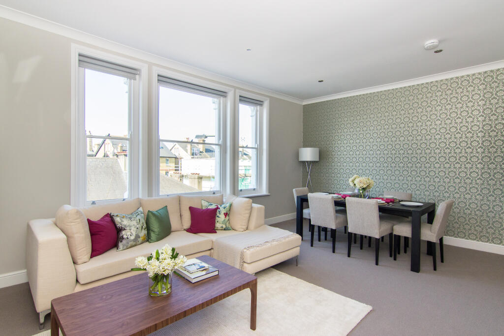 Main image of property: Flat 2, 91 High Street, London