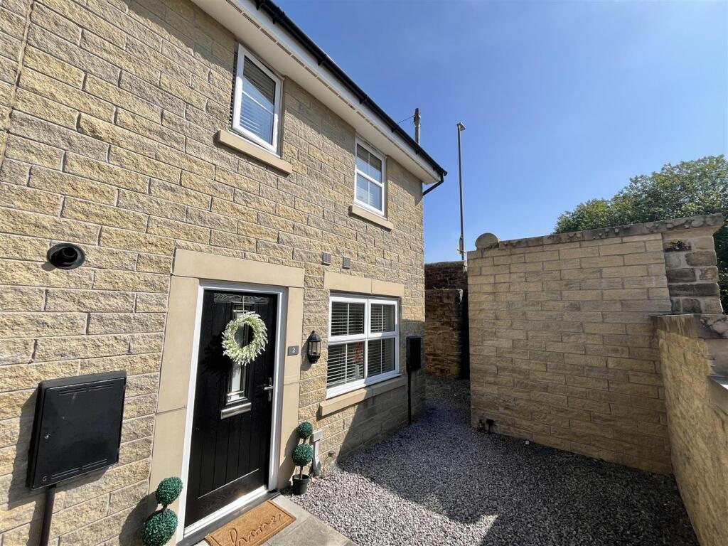 Main image of property: Torside Street, Tintwistle, Glossop