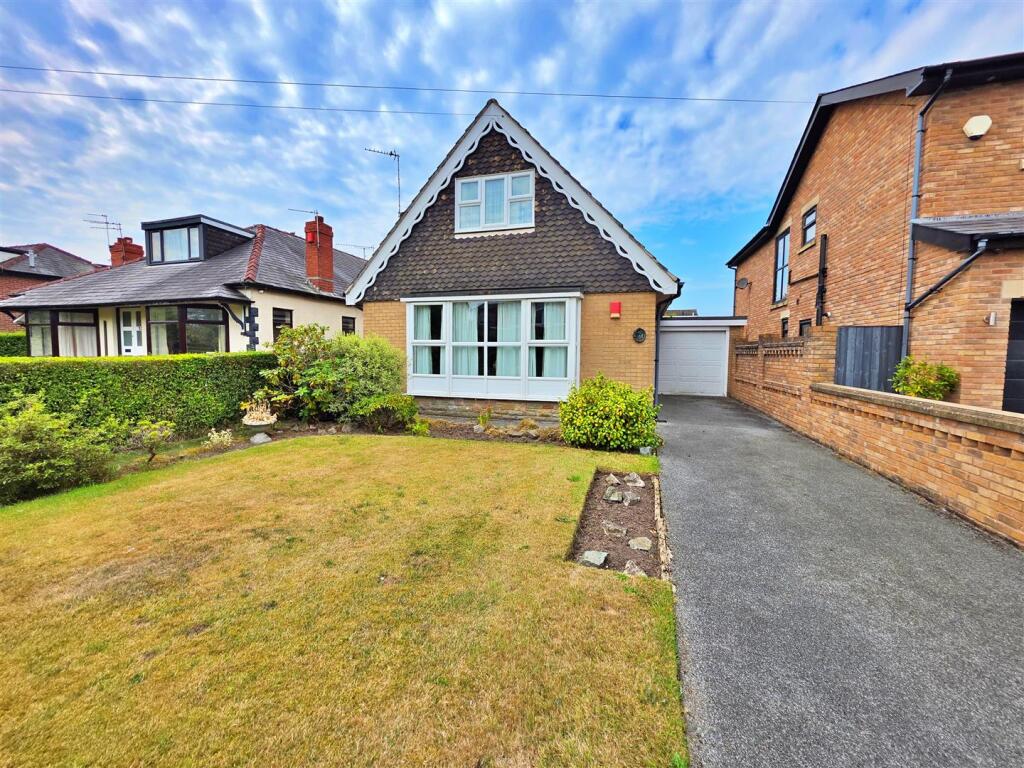 Main image of property: Fleetwood Road, Poulton-Le-Fylde
