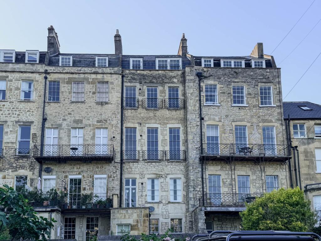 Grosvenor Place, Bath photo 4