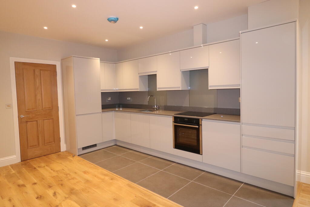 Apartment in Birmingham, Jewellery Quarter - View 2