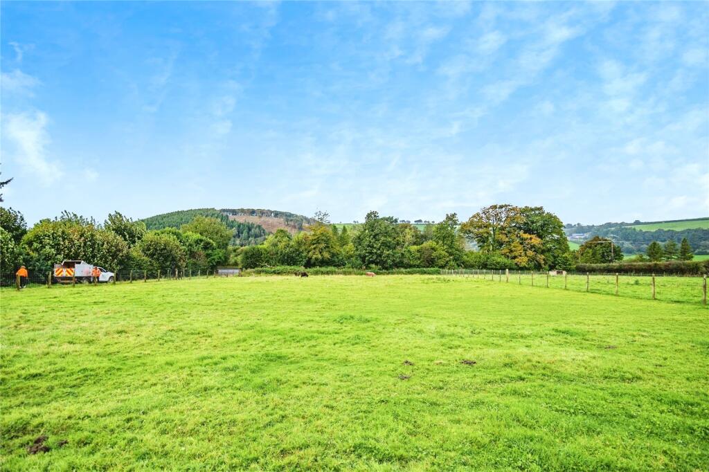 Alltwalis Road, Alltwalis, Carmarthen, Carmarthenshire, SA32 photo 2