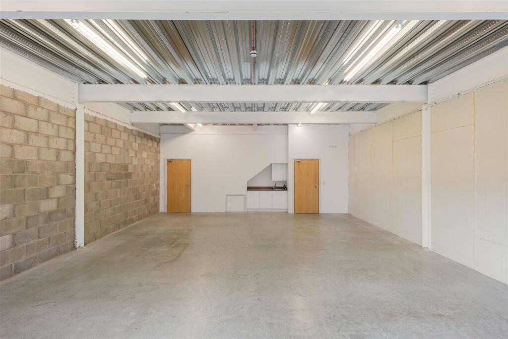 BroughtonInternal7.jpg