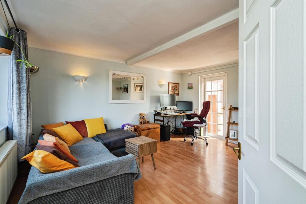 House in South Norfolk, Pulham St. Mary - More