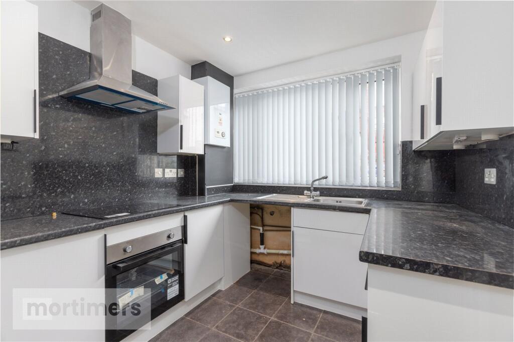 House in Hyndburn, Lancashire - View 4