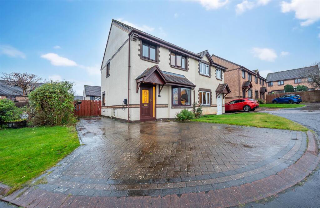 Main image of property: Thriepland Wynd, Perth
