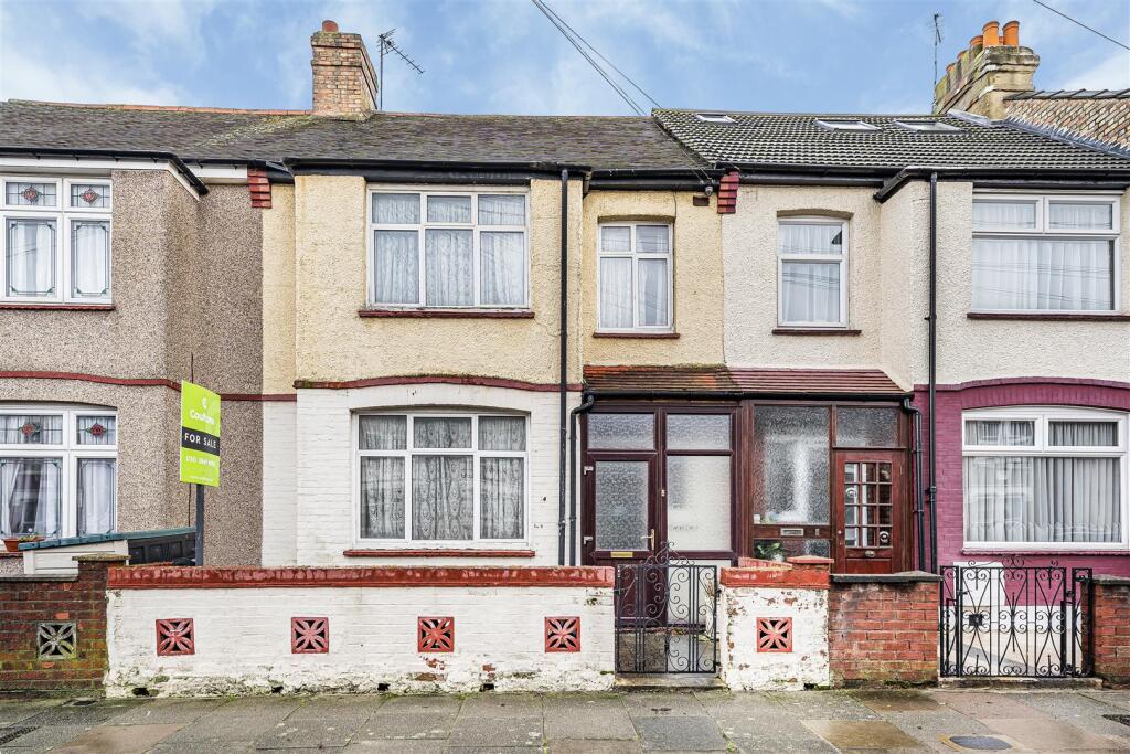 Main image of property: Boundary Road, Wood Green, N22