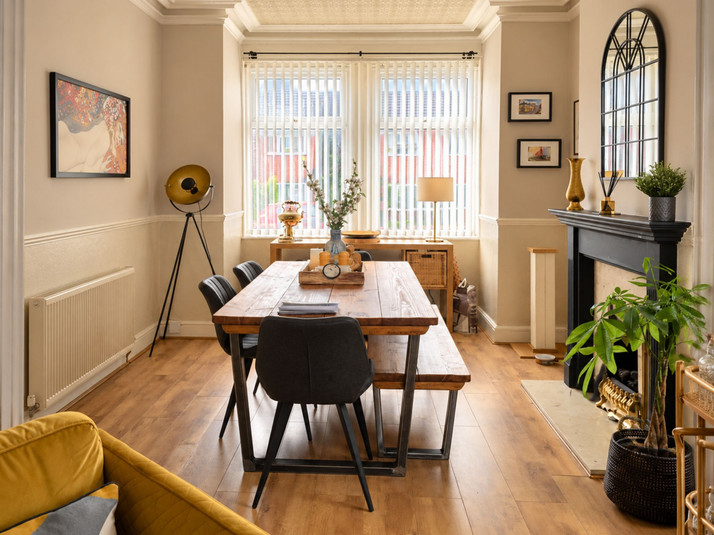 House in Stockport, Woodbank Estate, Portwood - View 4