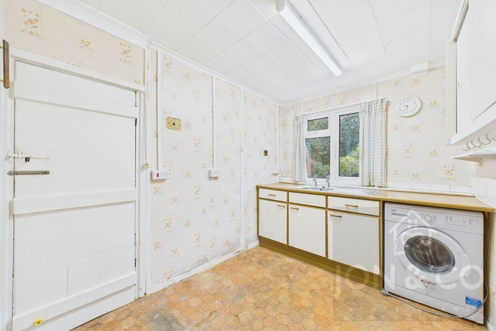 Harlestone Road | Duston | NN5 photo 4