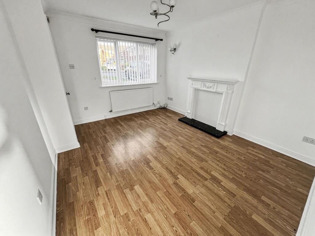Hollins Mews, Unsworth, BL9 photo 2