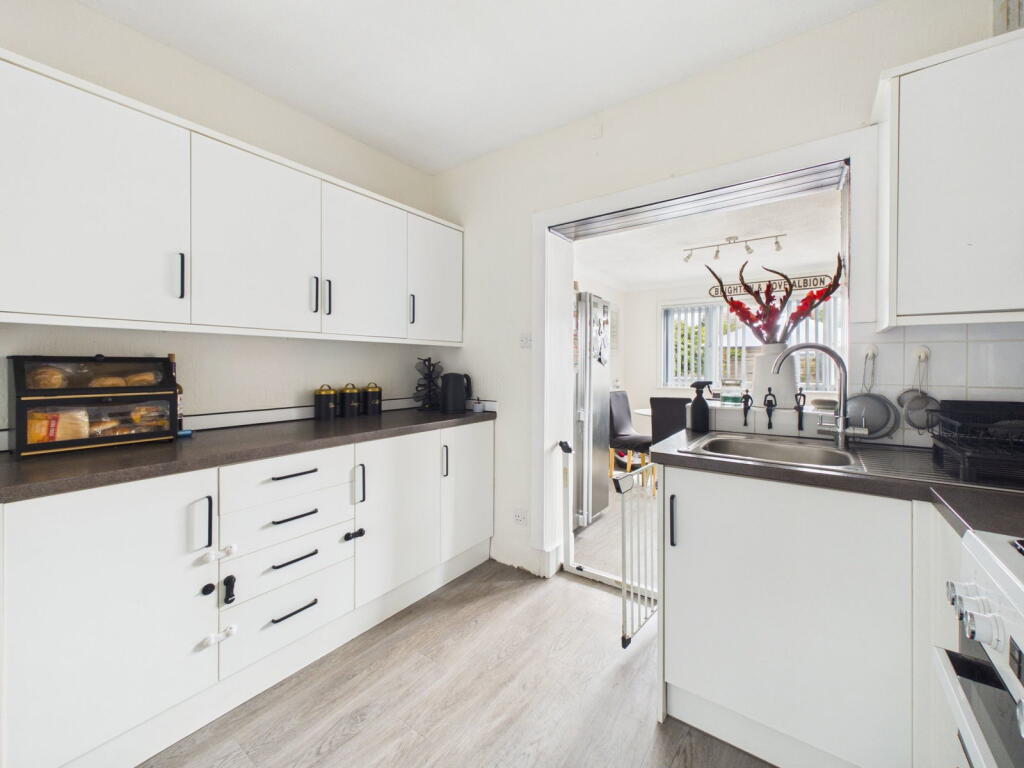 House in Worthing, Broadwater - View 2