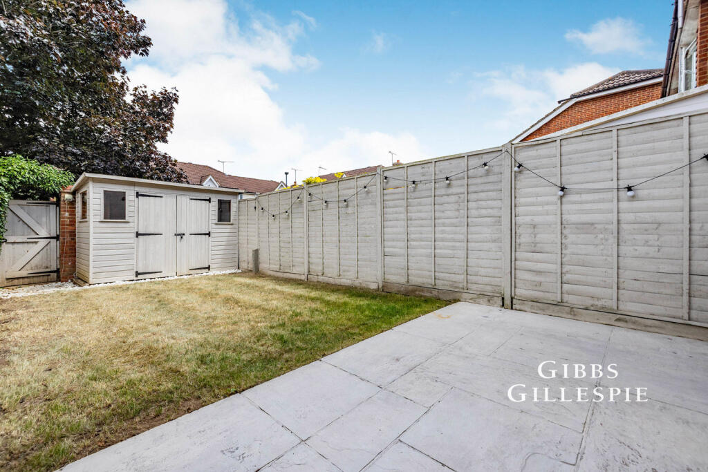 House in Harrow - More