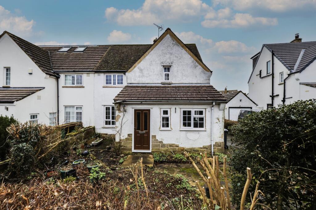 Main image of property: Lee Lane West, Horsforth, Leeds, West Yorkshire, LS18