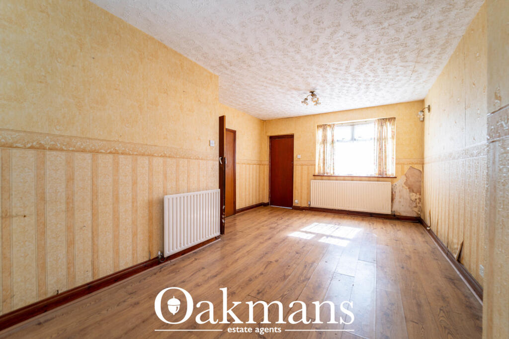 House in Birmingham, West Midlands - More