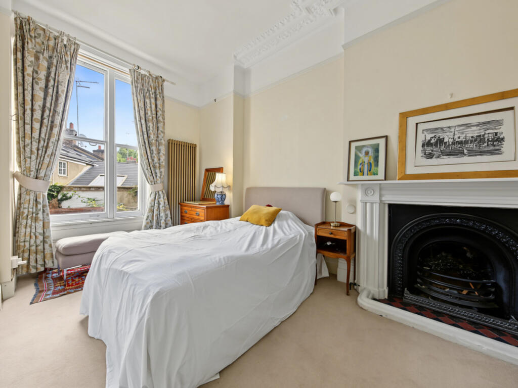Apartment in London - View 4