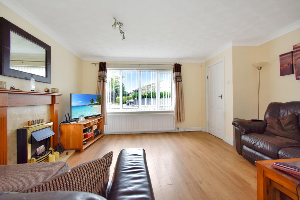 House in Chorley, Clayton-le-Woods - View 3