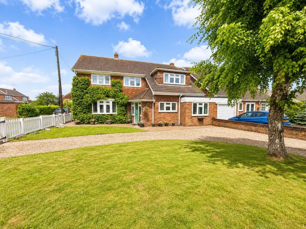 Main image of property: Hullbridge Road, South woodham ferrers, South Woodham Ferrers, 