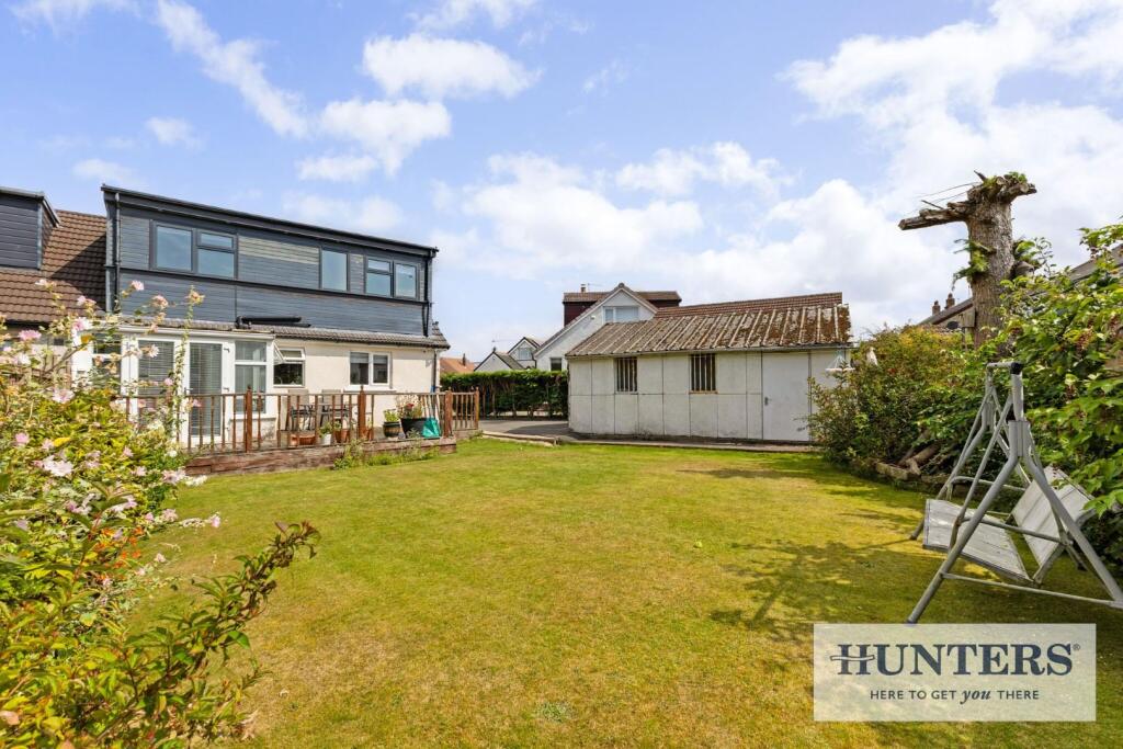 Main image of property: Glenmere Mount, Yeadon, Leeds