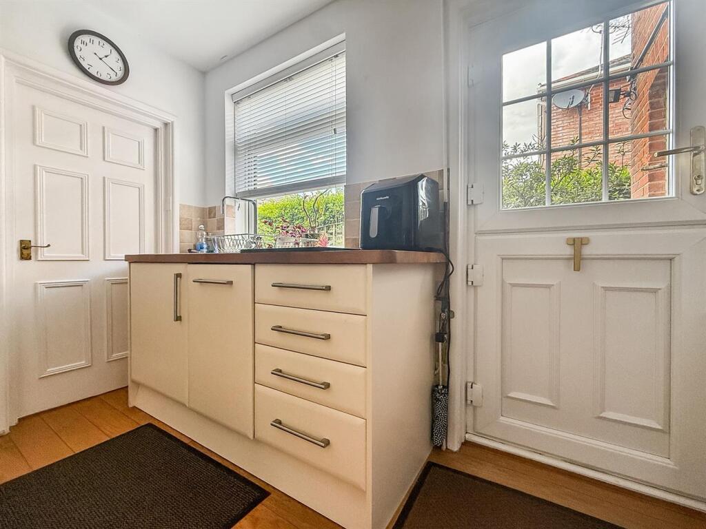 House in Fareham, Hampshire - View 5