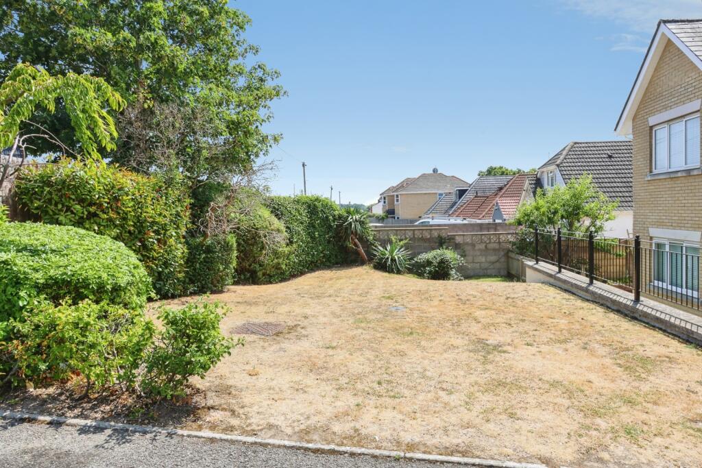 Apartment in Upton, Lytchett Minster and Upton - More