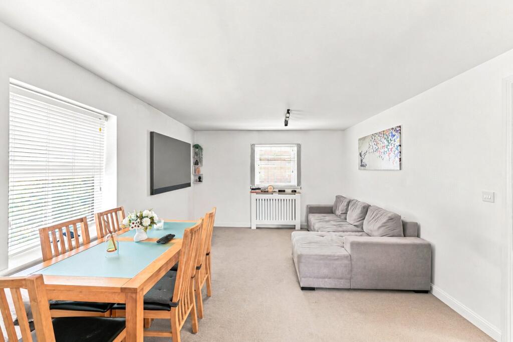 Apartment in Kempston, Bedford - View 3