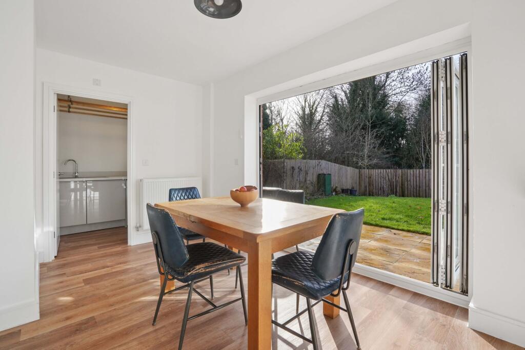Rae Crescent, Wantage, OX12 photo 4