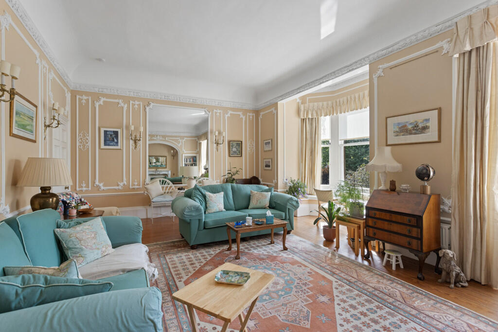 Apartment in Edinburgh, The Grange - View 5