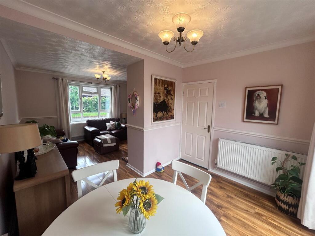 Foxfield Road, Manchester photo 4