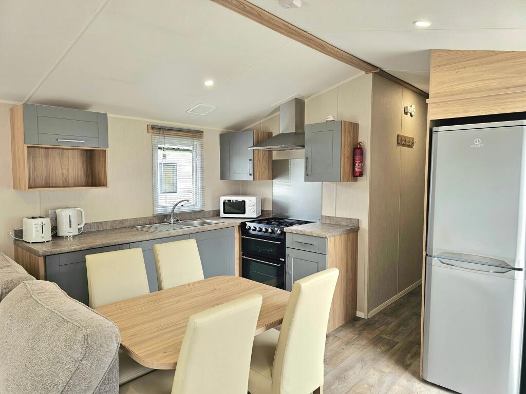 2021 Willerby Malton, Brynteg Country and Leisure Retreat, Caernarfon, Gwynedd, LL55 4RF - View 4