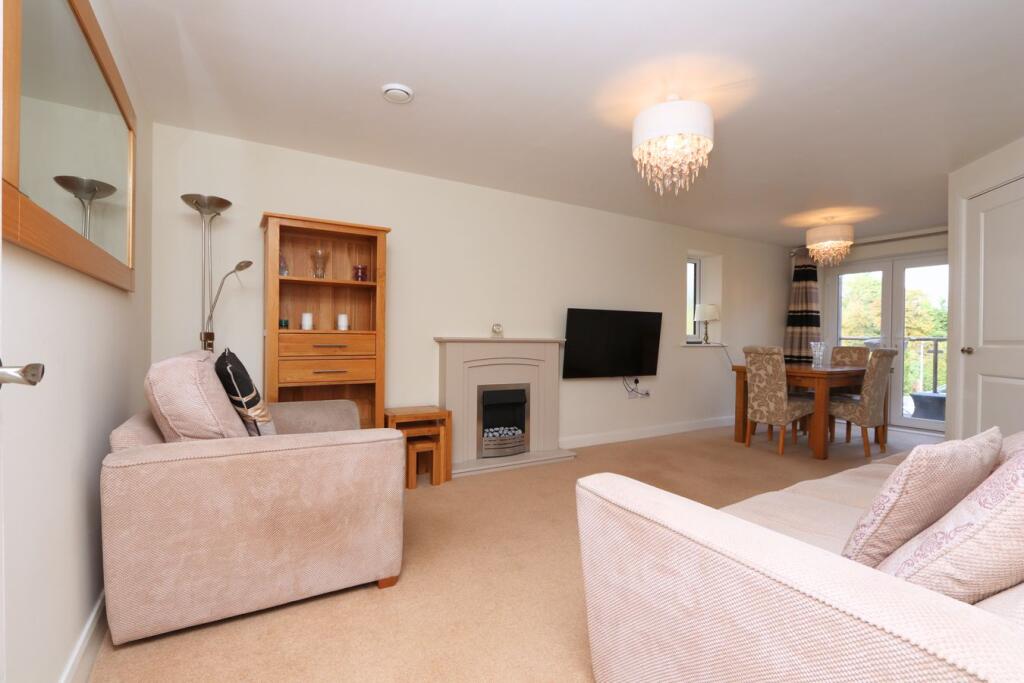Apartment in Preston - View 2