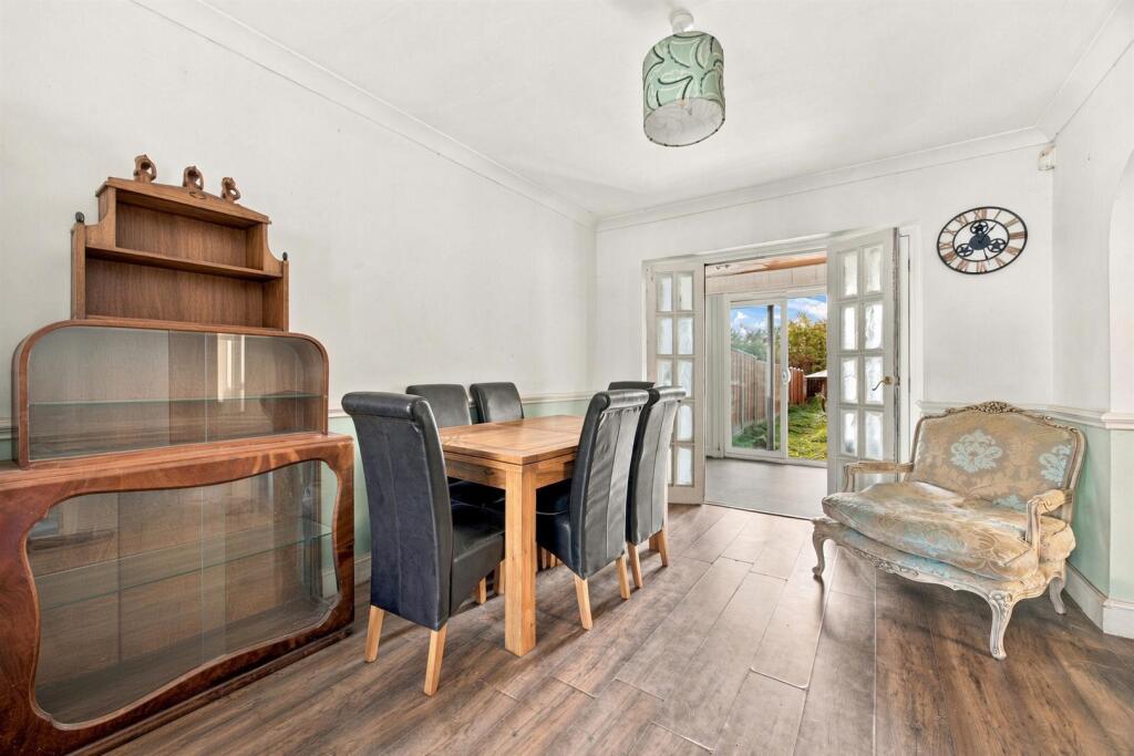 House in Southall - View 3