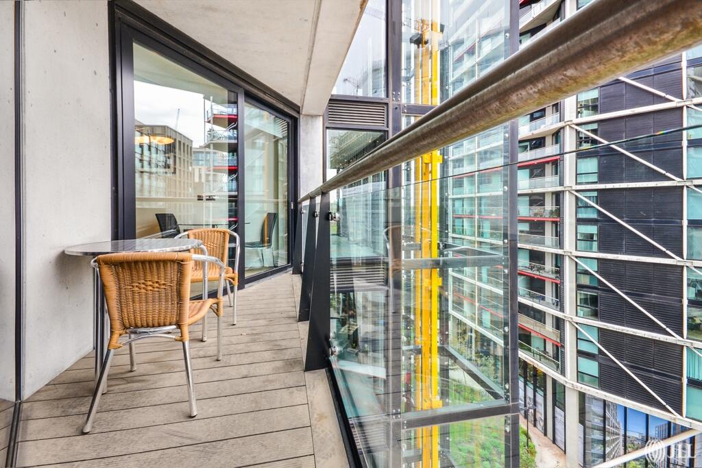 Apartment in London, Riverlight - View 2