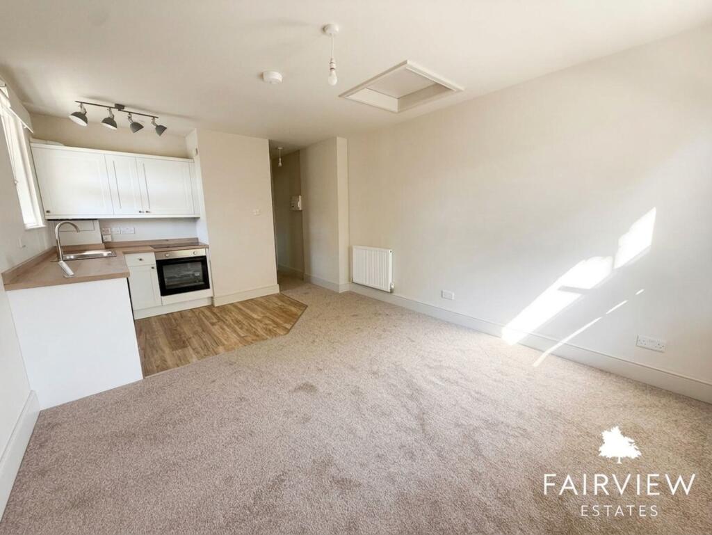Apartment in Rushcliffe, Nottinghamshire - View 4