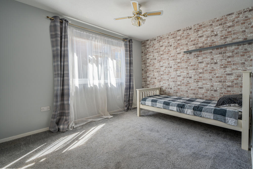 Apartment in East Suffolk, Rendlesham - View 5