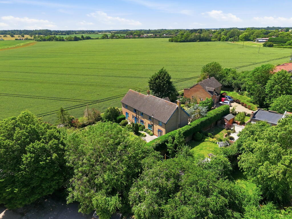 House in Mid Suffolk, Mellis - View 3