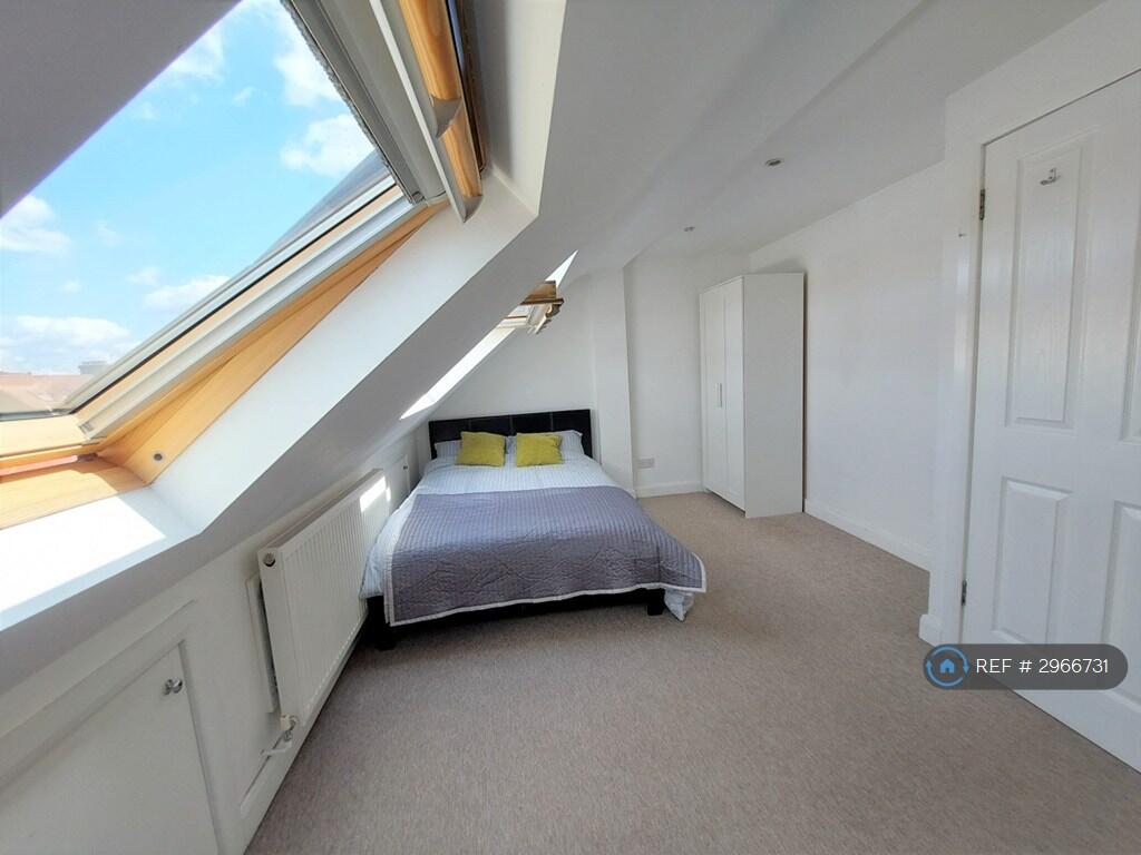 Leigh Gardens, London, NW10 – pohled 6
