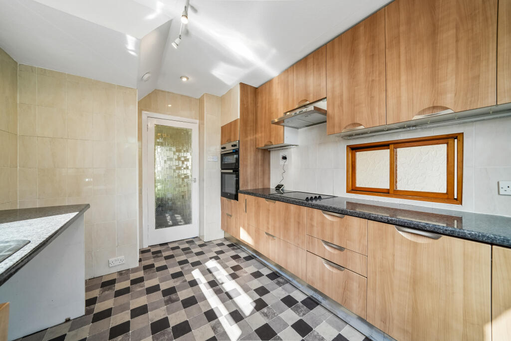 House in Motherwell - More