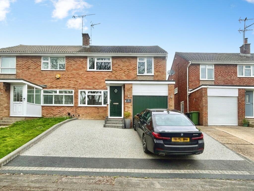 Main image of property: Bingley Close, Alton