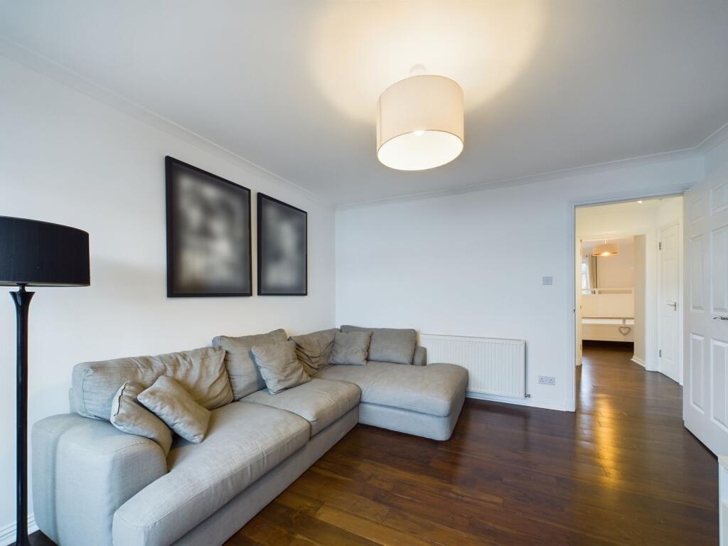 Apartment in Glasgow - View 5