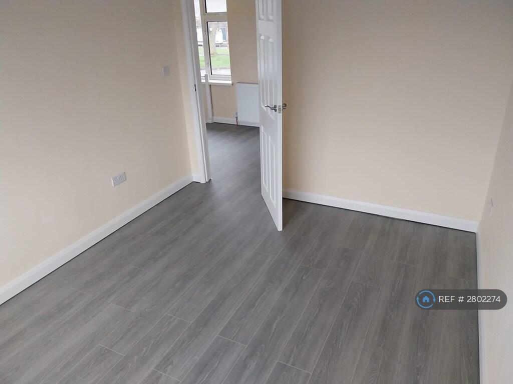 Main image of property: Poynters Road, Dunstable, LU5