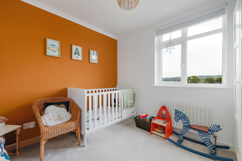 Prince Albert Square, Redhill, Surrey, RH1 - View 6