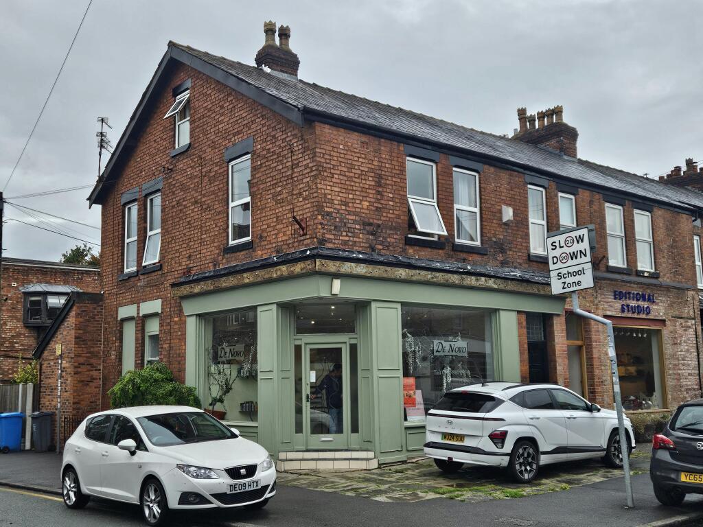 Main image of property: 68A Beech Road, Chorlton-cum-Hardy, Manchester, M21 9EG