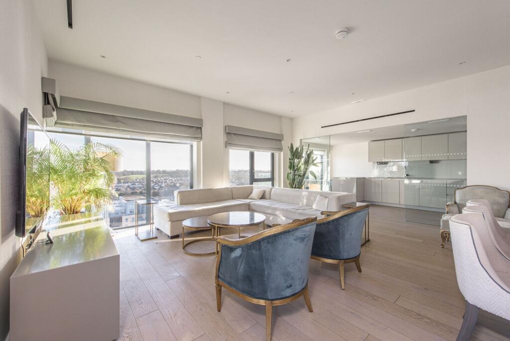 Apartment in London - More