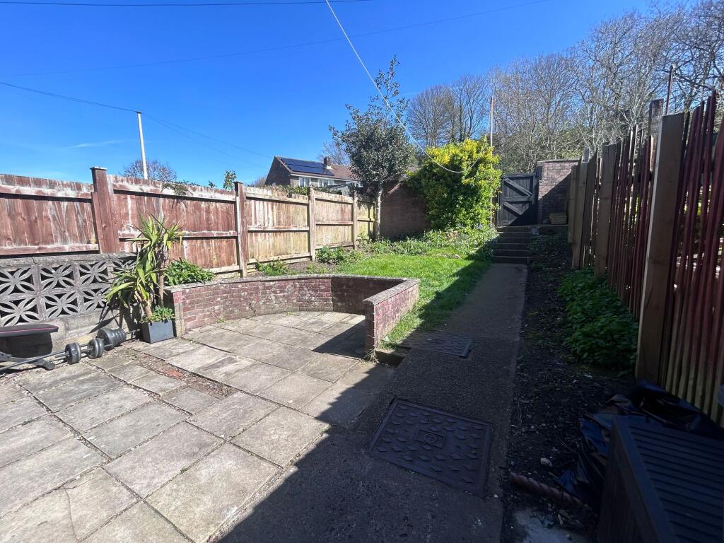 St. Lythan Close, Dinas Powys, CF64 photo 5