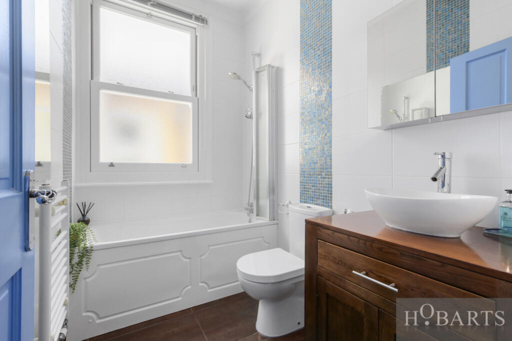 Apartment in London, Hornsey - More