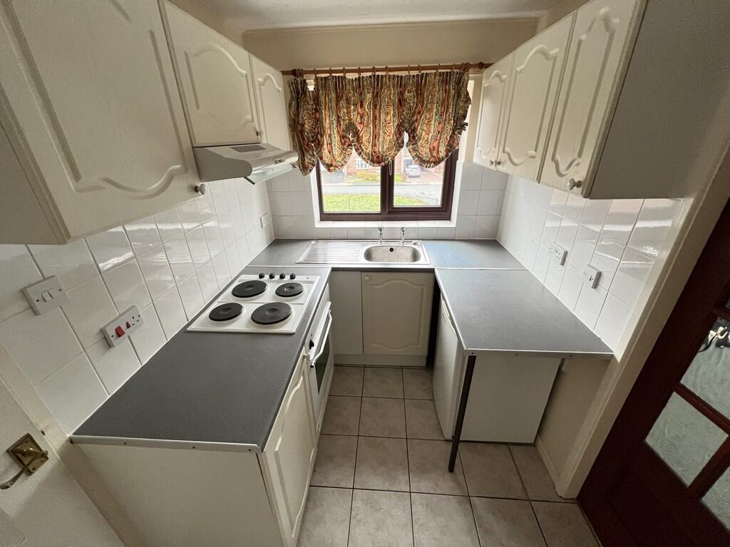 Apartment in Wolverhampton - View 5