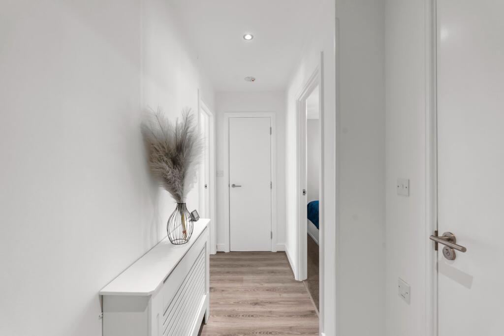 Apartment in London - View 2